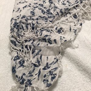 White and navy floral fringe scarf